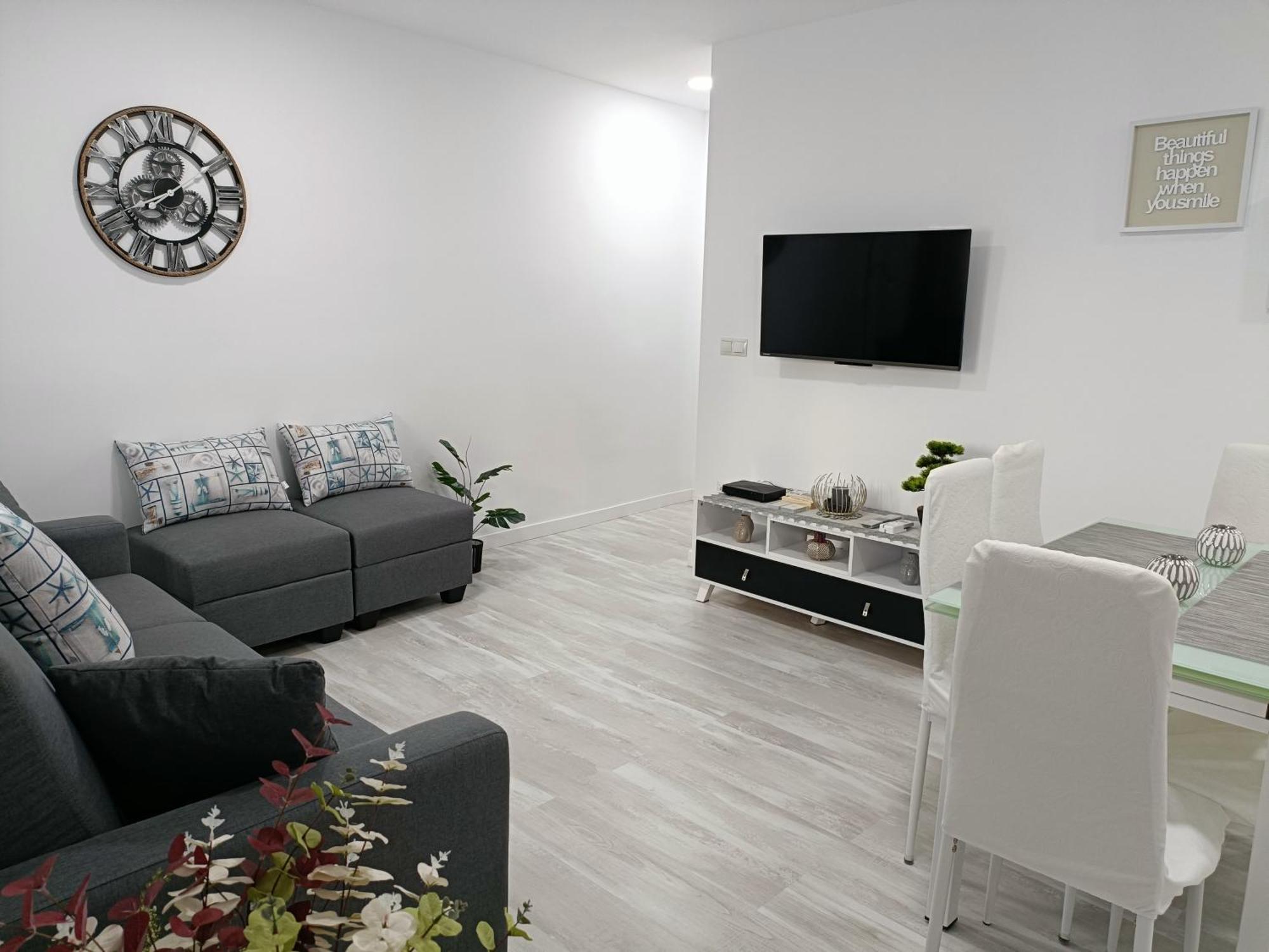 Mare De Deu, Vivienda Vacacional Para Familias Y Mayores De 25 Anos En El Grao De Gandia-Playa Playa de Gandia Экстерьер фото